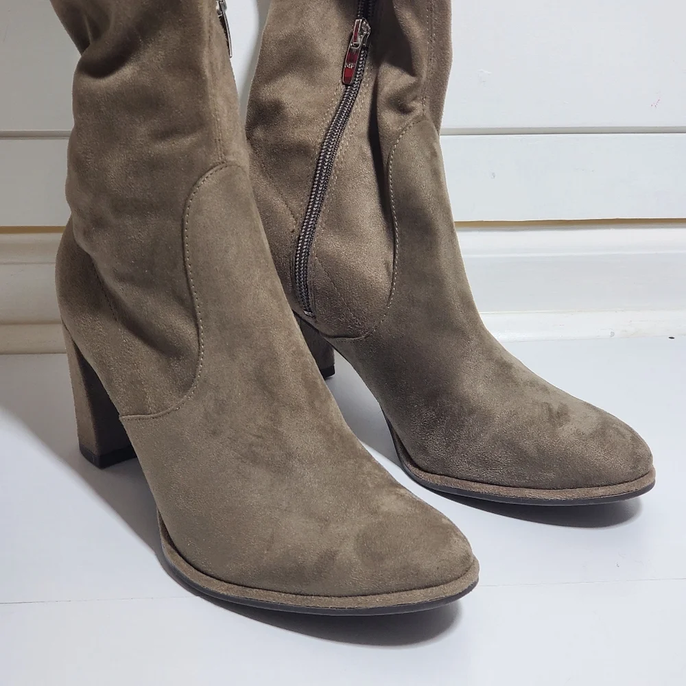 Marc Fisher‎ Over the Knee Boots Suede Taupe Size 8M